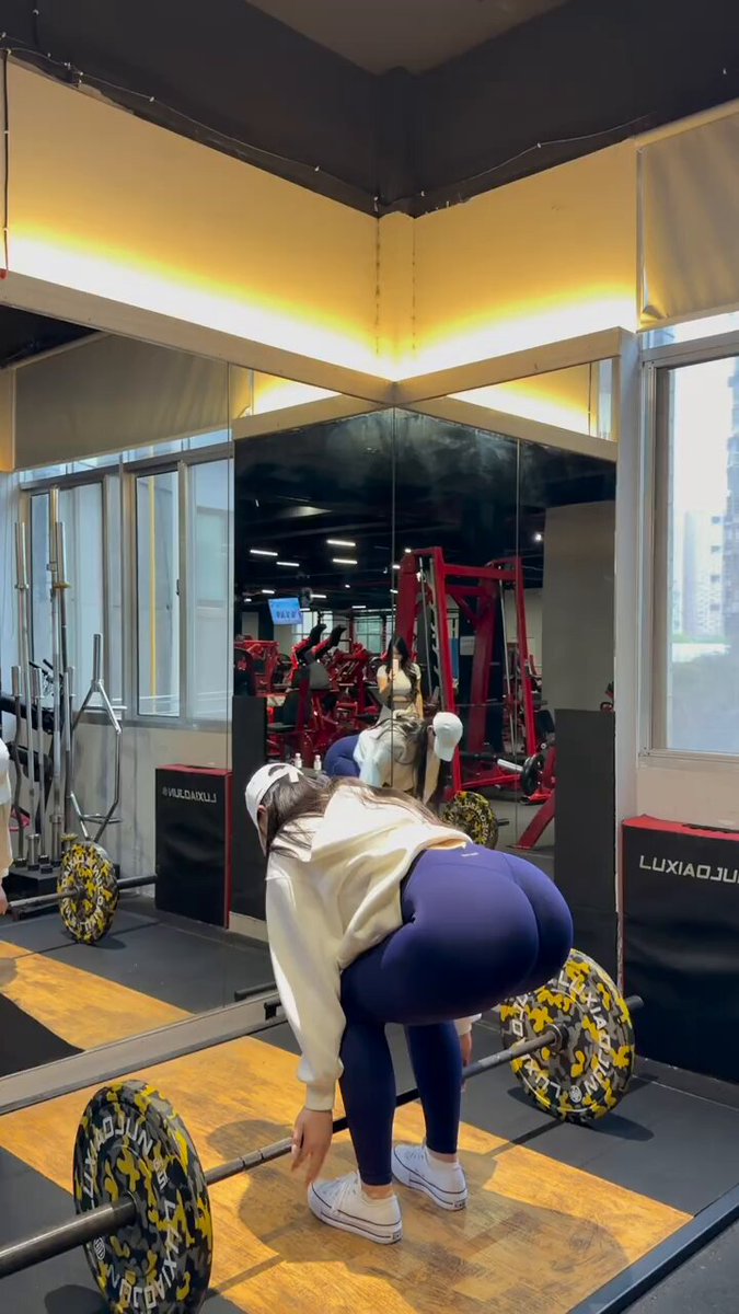 🌈沪🔝高大丰满BBW的天花板

可纯可御 
179E臀围120+ 丰满巨臀粗腿  微笑天使 只接素质 只外 有虎牙 没有虎牙均为假冒

Tg🛰️全国在线看图群交流群精彩反馈在内☞:
https://t.co/bicTLlU72l https://t.co/dThUmL3sEi