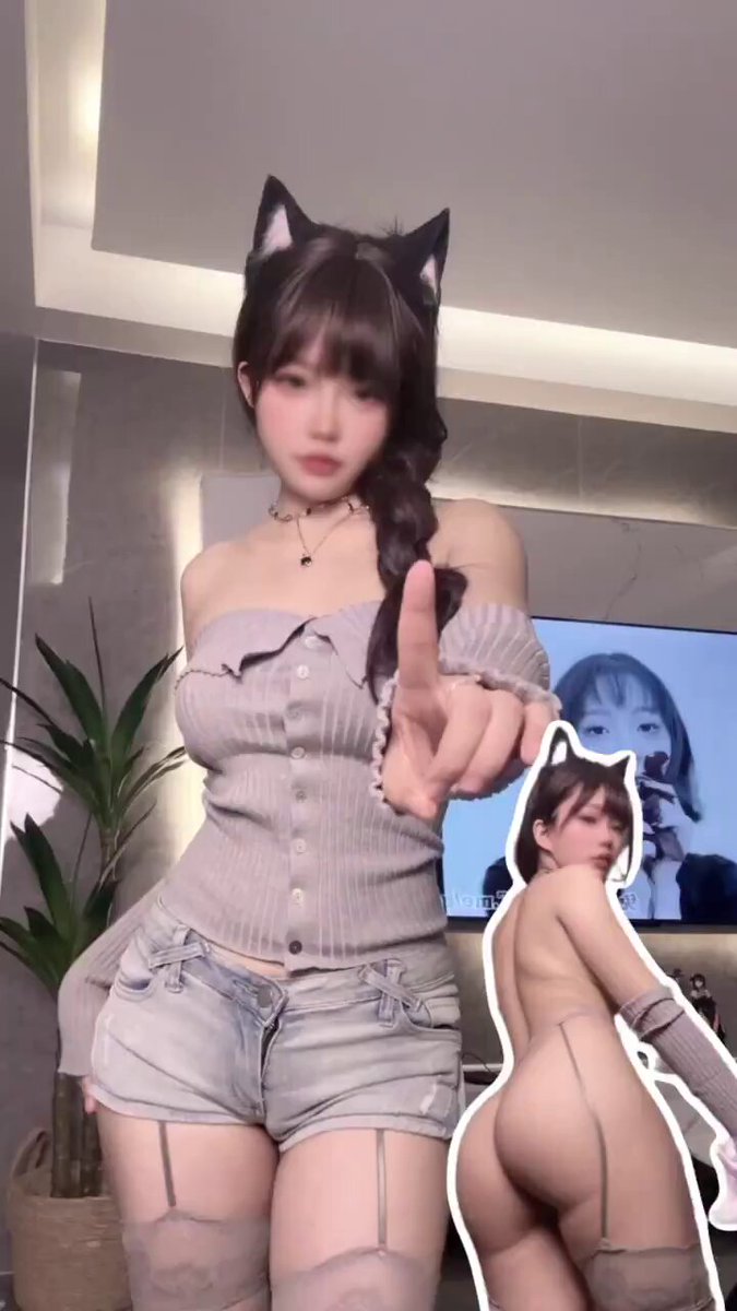 宝 我穿这个牛仔裤跟你出去逛街，你可以给我挽手臂么😘 https://t.co/C8Saoykl60