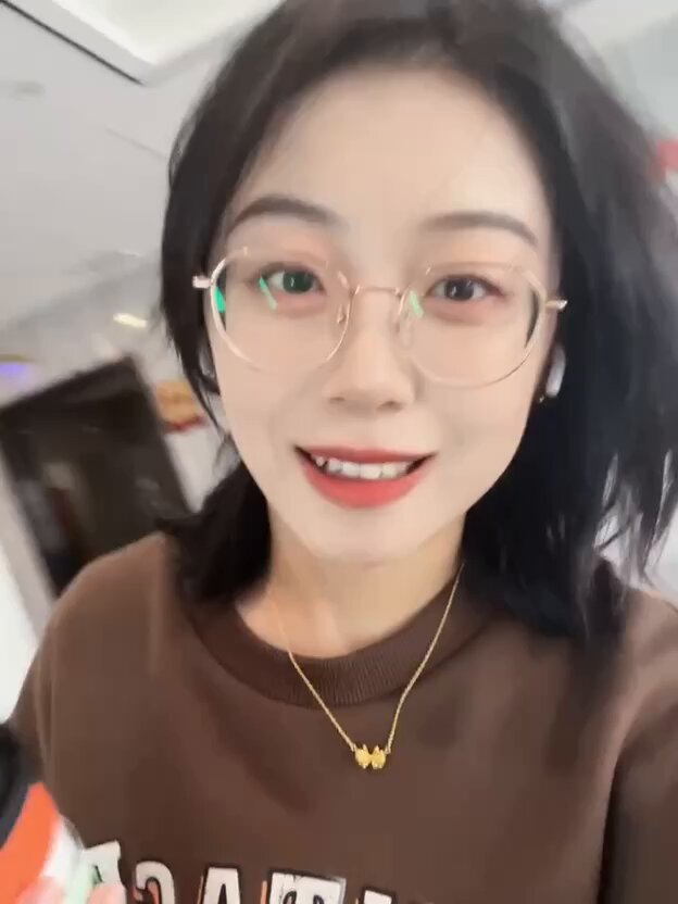 喜欢沪上阿姨嘛？ https://t.co/KXl6kN0eDQ