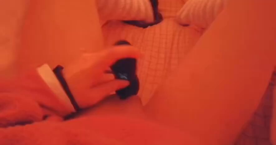 周末一个人在宿舍偷偷玩真的好刺激 玩一会就流水了@sktwober
@sktworel
@sktwolris
@sktwobba https://t.co/GJh5hEvsSz