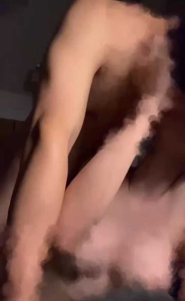 光是那張嘴就已經💦噠噠了(*≧ω≦) 麻煩這麼厲害的弟弟多來幾位🥵
謝謝 Twitter❤️ https://t.co/xZaz3zubqB