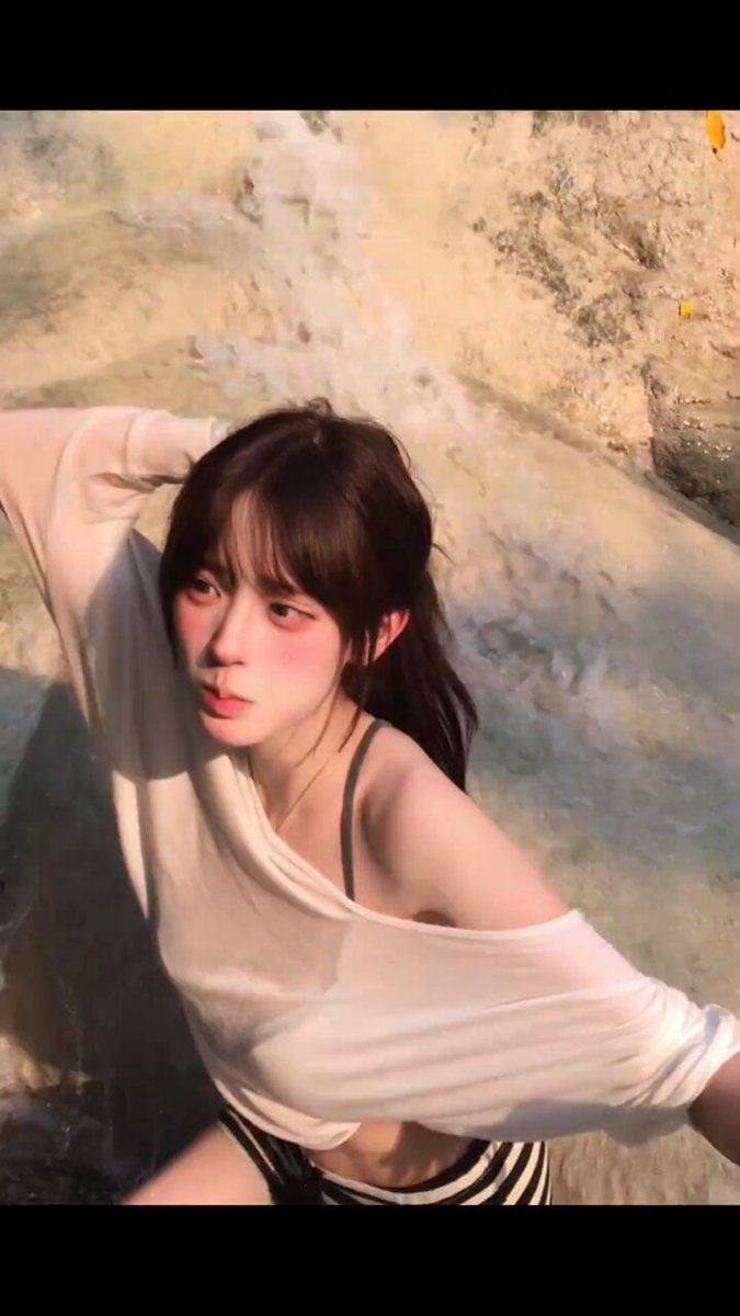 长得乖如果不做坏事 那毫无意义^^ https://t.co/3gR7uOxgnn