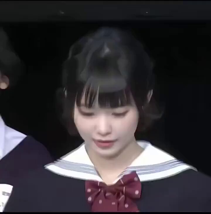 高校生の時点でこの顔は勝ち組すぎるのでは？ https://t.co/XSeWrOOEha