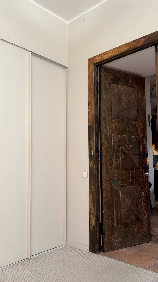 Would you walk a flat girl home safely? https://t.co/1R3UbH2wDg