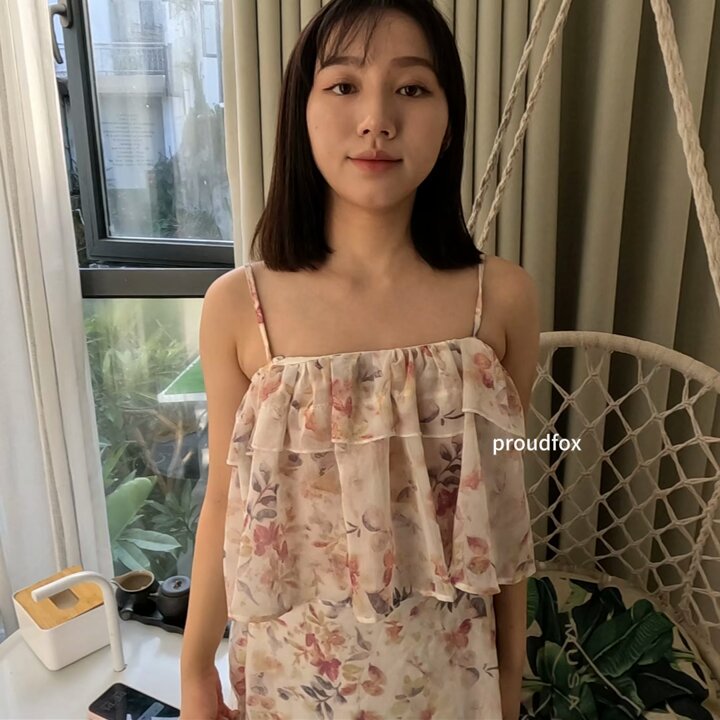 萌萌可爱的小敏展示我们proudfox设计的经典碎花哺乳裙 https://t.co/y68taj4ydR