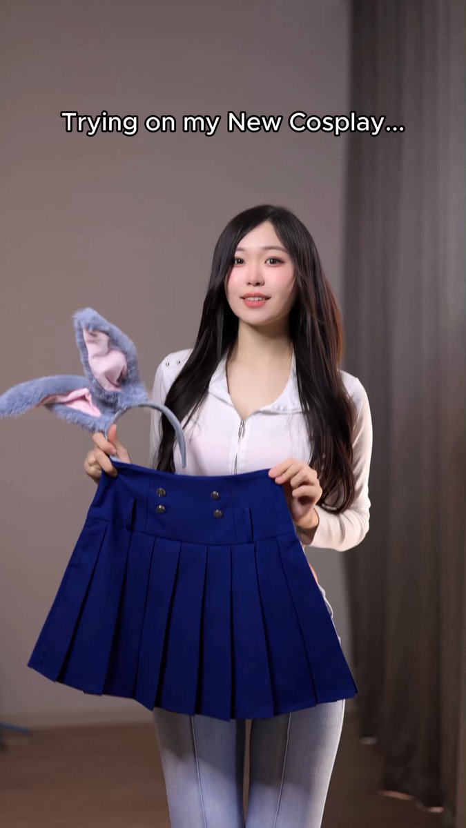 Do you like my Judy Hopps cosplay?🐰💖 https://t.co/6Ciw77xcq8