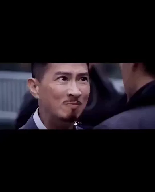 算了下时间，从14年拿起相机，已经过去了五年，几次想到放弃，但还是咬咬牙坚持下来。色感，构图。努力的学，你知道这五年我怎么过来的吗？ https://t.co/B3zB2oJv4c