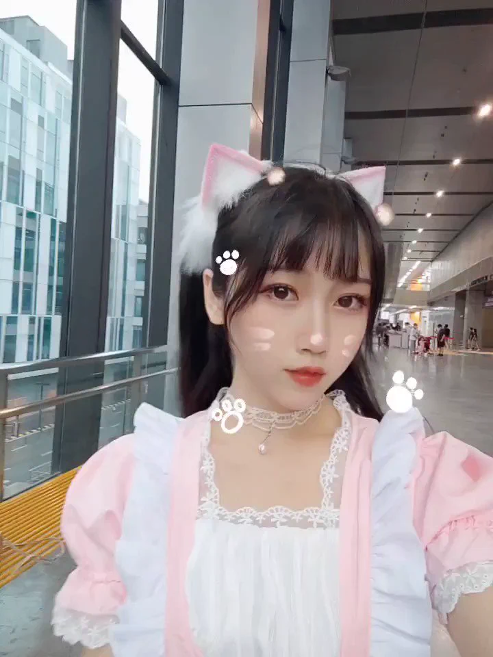 喵喵喵 https://t.co/lecjDPE8Rg