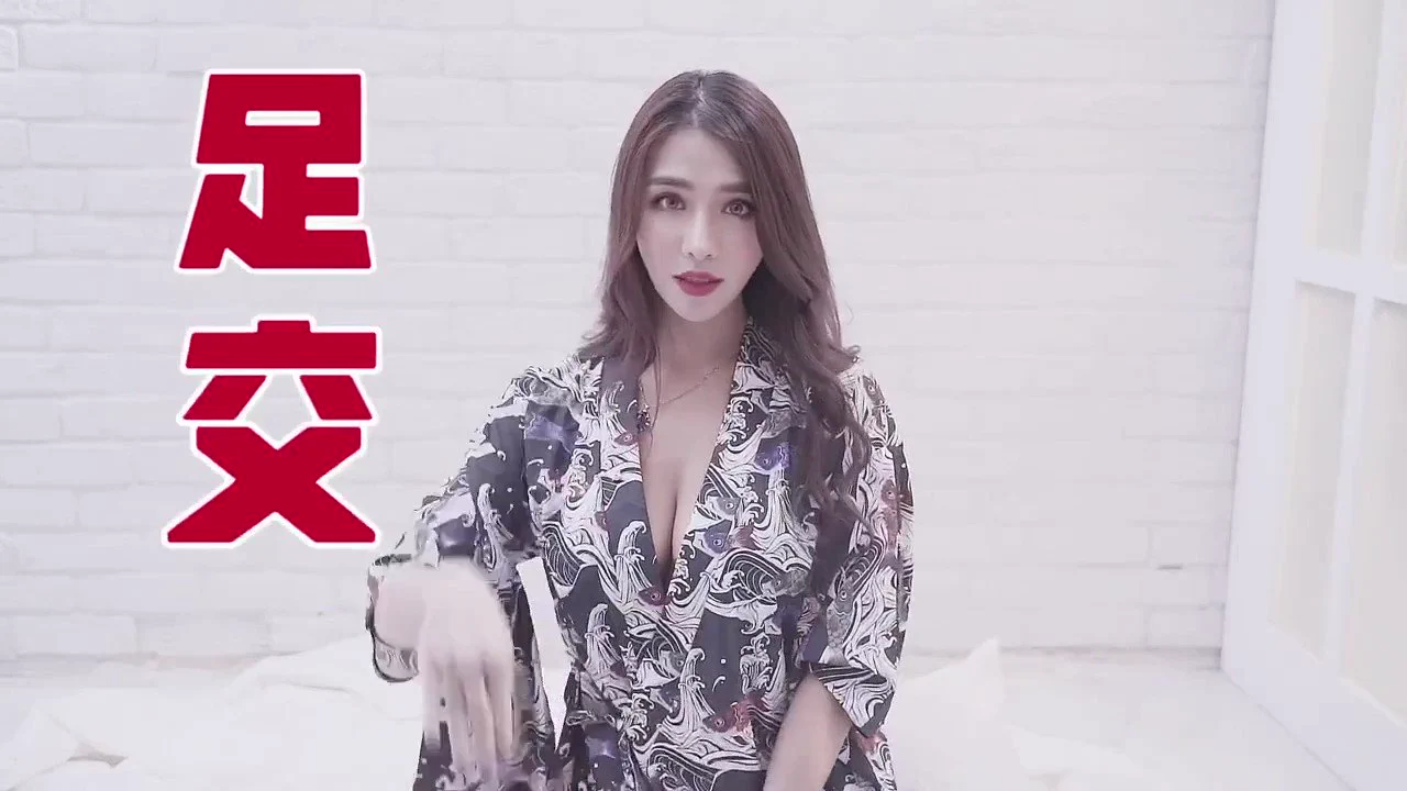 台妹就是骚啊……这诱惑力也太爆炸了！妩媚性感骚出水了都，做梦都想被她足射😭 https://t.co/NffXzM98r3