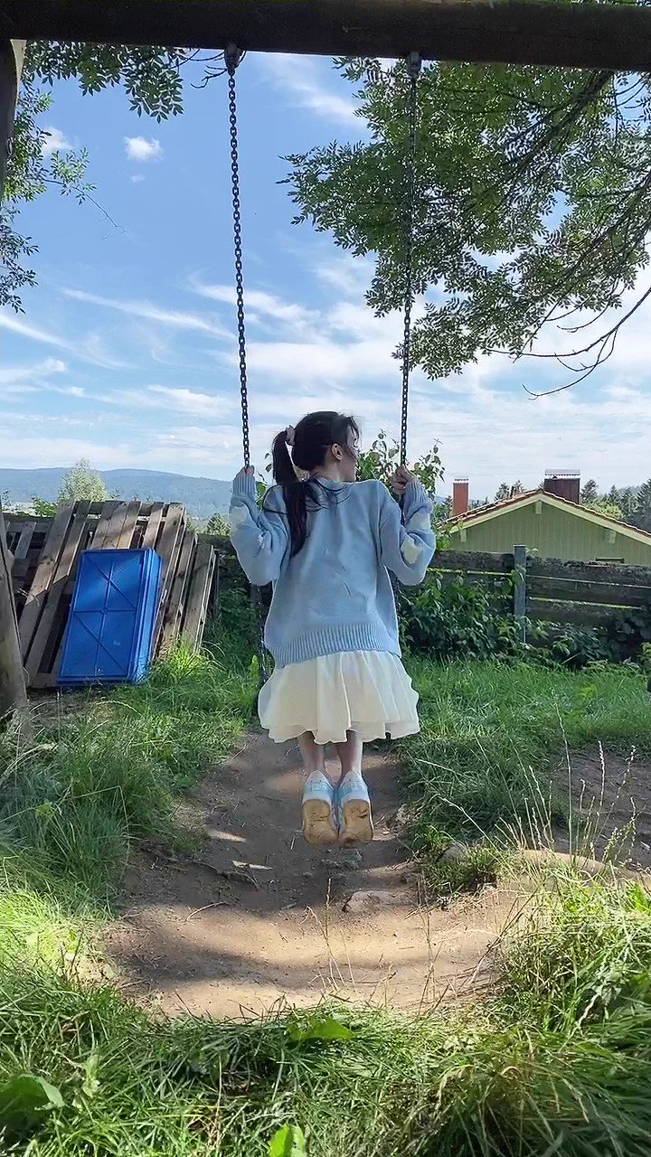 swinging it 🍑 https://t.co/0rBGRKQOKT