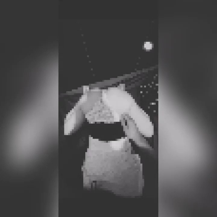 被哥哥修理到屁屁紅通通☺️ https://t.co/Xc44BCE35w