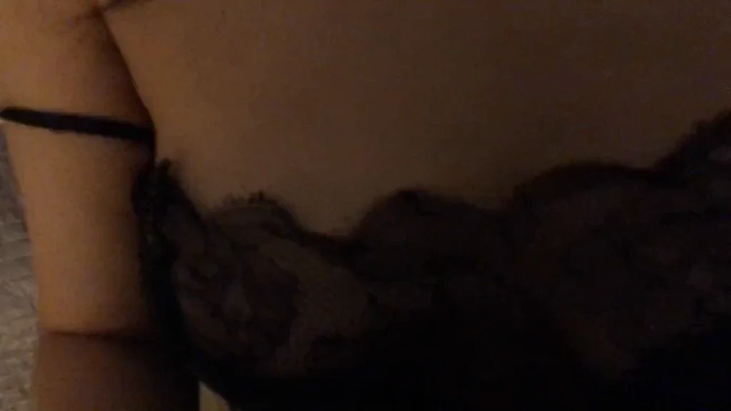 富婆巨资找来的黑人想要被满足下，结果被黑人玩弄到淫水淌了一大腿之后又被玩的没人样了。花钱找乐果然不一样的快乐 #easygirl #bbc #媚黑女 #媚外 #荡妇 #母狗 #留学生 #绿奴 #交合处 #QOS #媚黑 #婊子 #黑人 https://t.co/VedAeDqI7O