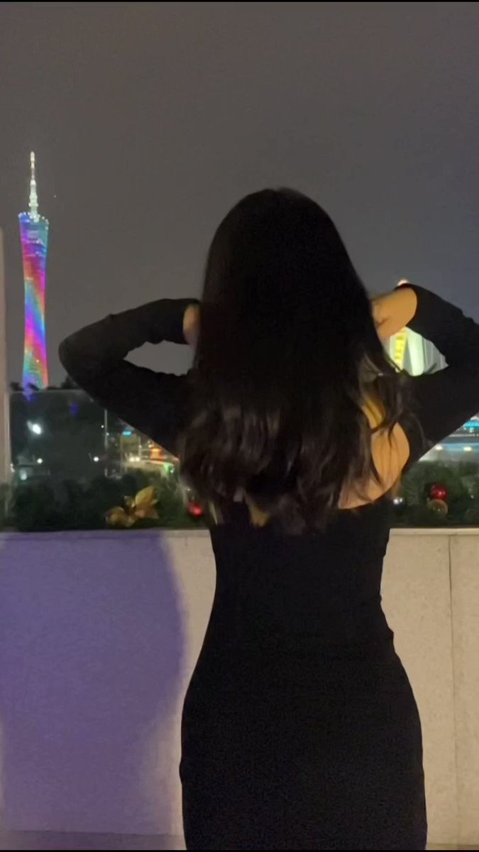 今年啊不喜不悲平平淡淡，一两好友 https://t.co/zU8jD95rSv