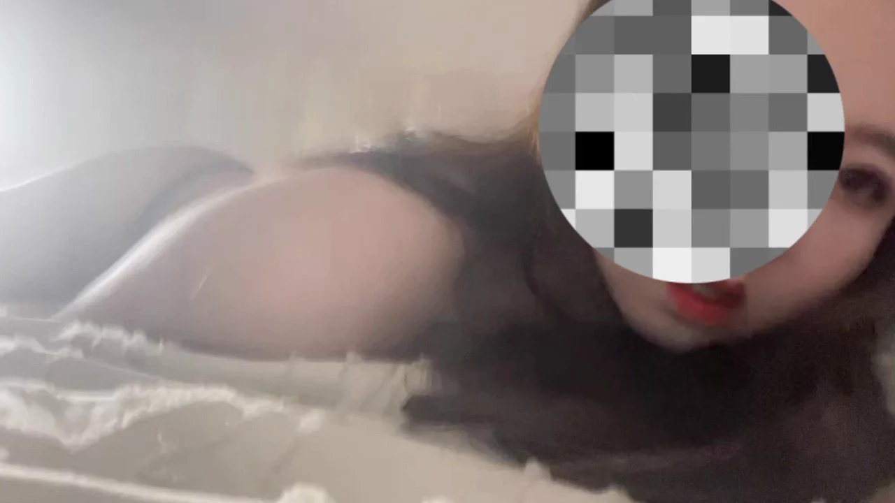 检查一下做爱时的表情管理是否合格（没错就是偶像包袱很重 https://t.co/gMJCKkgHnS