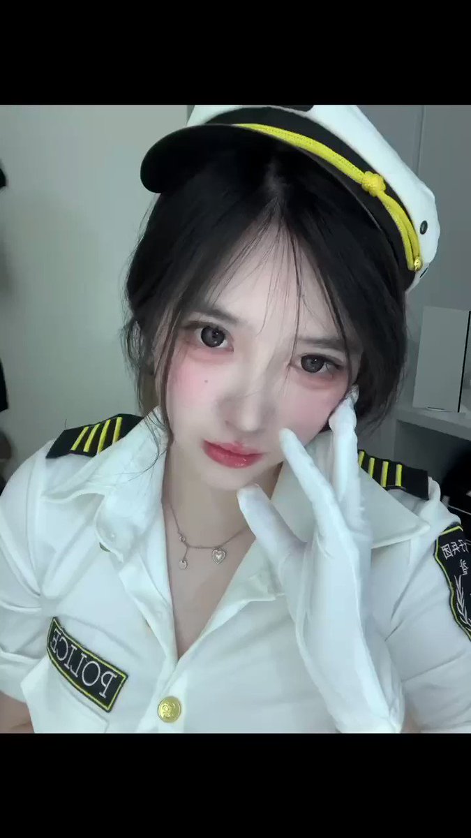 宝宝你拿什么抵抗我？嗯？ https://t.co/wDJhQfz8fo