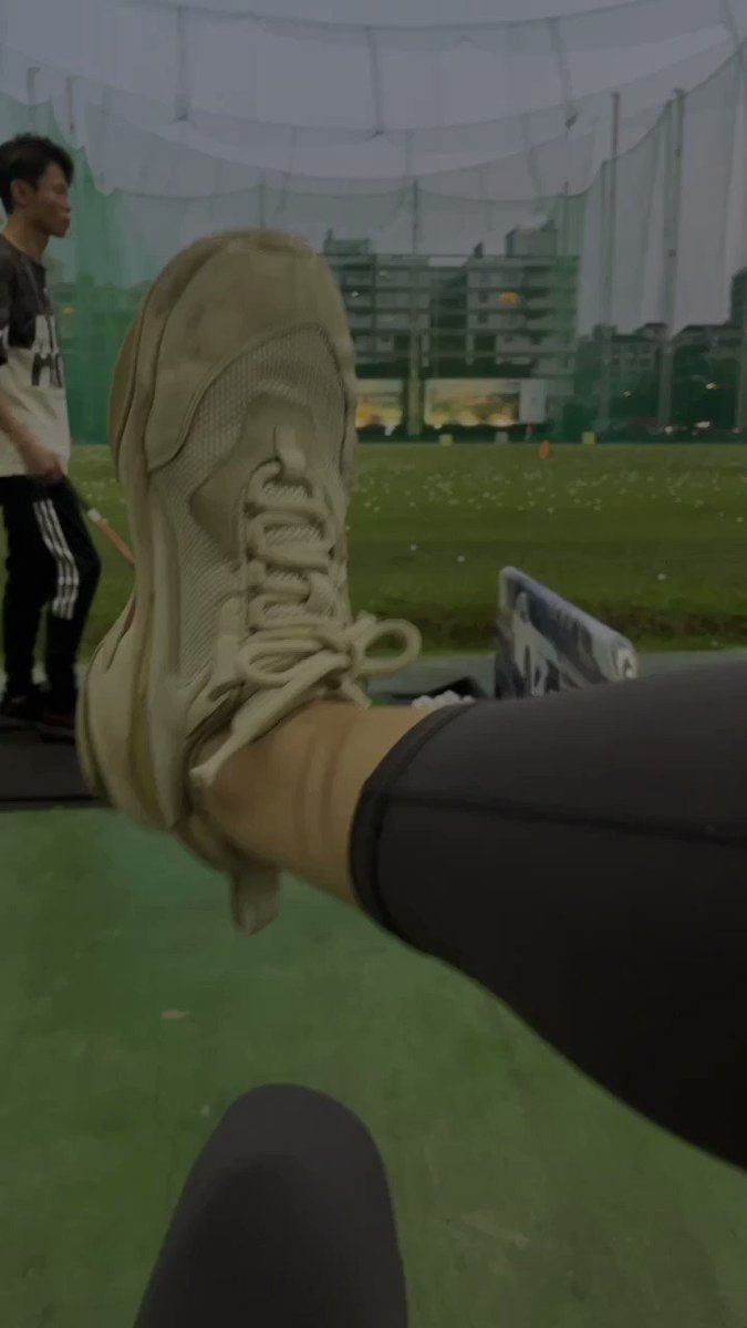 冒著生命危險哈哈哈哈哈哈哈 https://t.co/9zmscik8xr