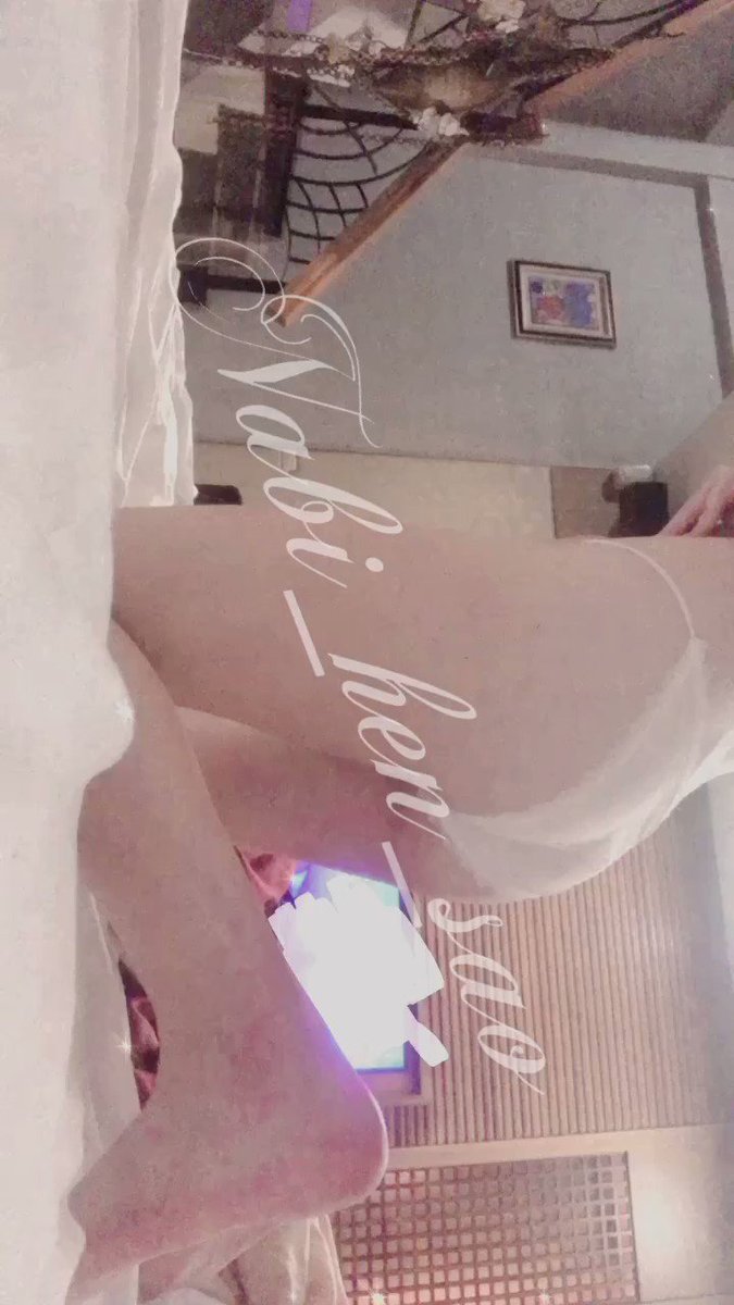 白色真的好好👀😍😍 https://t.co/iRemDLU9BV