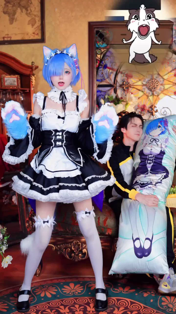 💙💙💙あなたは抱き枕を選んだのかそれとも私を選んだのか？🥺 https://t.co/fbYPnMnnhN