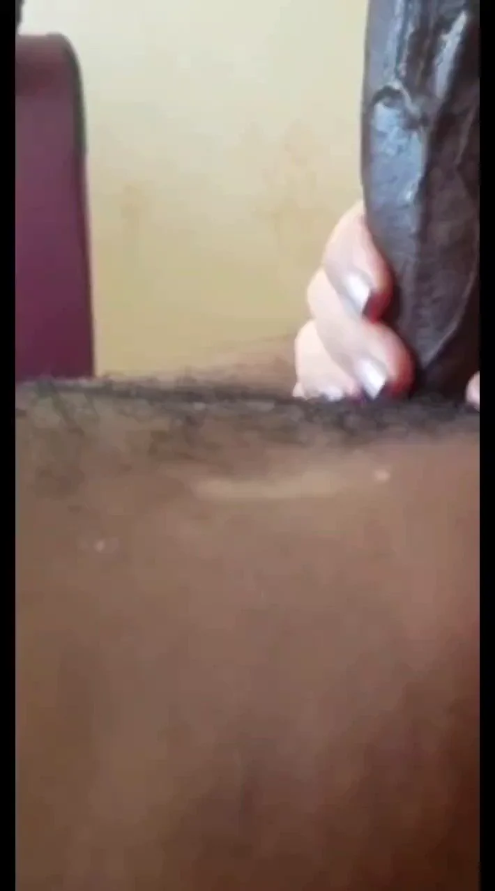 最喜欢口黑爹的阳物，肉肉的，恨不得一口吞下去，可又吞不下去，从来只有被征服，没有征服过 https://t.co/oAyhZFPJEN