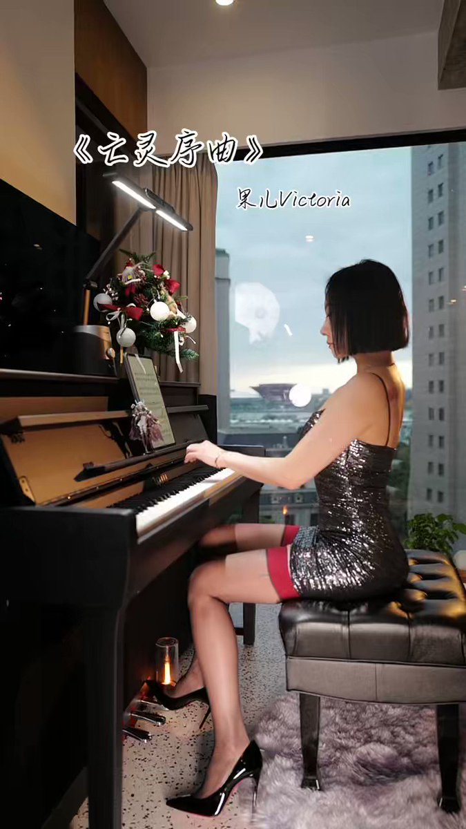 为了部落、为了联盟，为了艾泽拉斯。@guoer0212 https://t.co/gH50kd7iPV