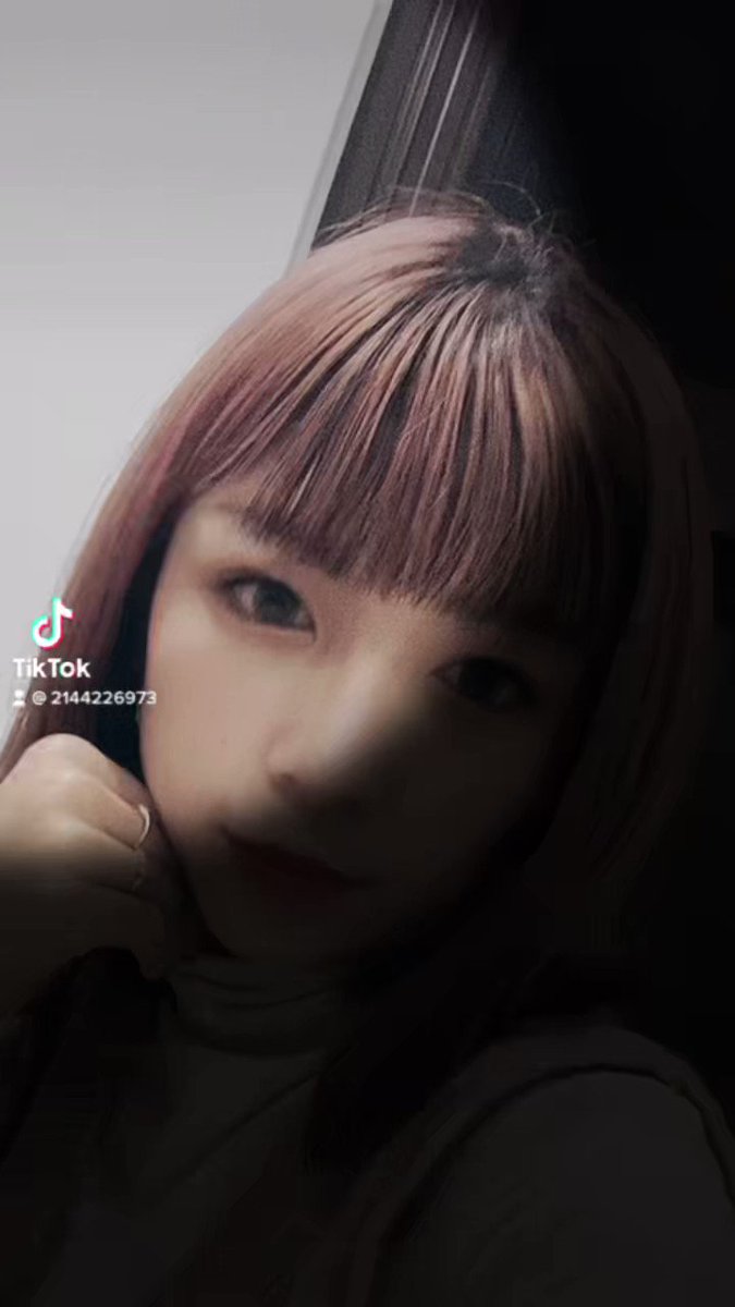 無聊拍一下結果不會拍😂 https://t.co/TVn9Xu3uky