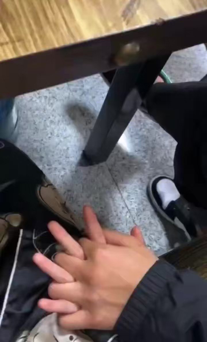 高贵精神小妹和男友的日常，对比视频和男友的亲密互动，傻逼只能可悲的在手机前看一闪而过的脚和鞋崇拜发情。

#精神小妹 #早泄 #atm奴 #女性崇拜 #无脑上供 #自毁 #绿帽 #脚奴 #足控 #冤种 #贱狗 #辱骂 #脚奴 #舔狗 #反差 #榨精 #洗脑 #奴下奴 #白给 #绿帽奴 #吐钱 https://t.co/hhho4Q1tiR