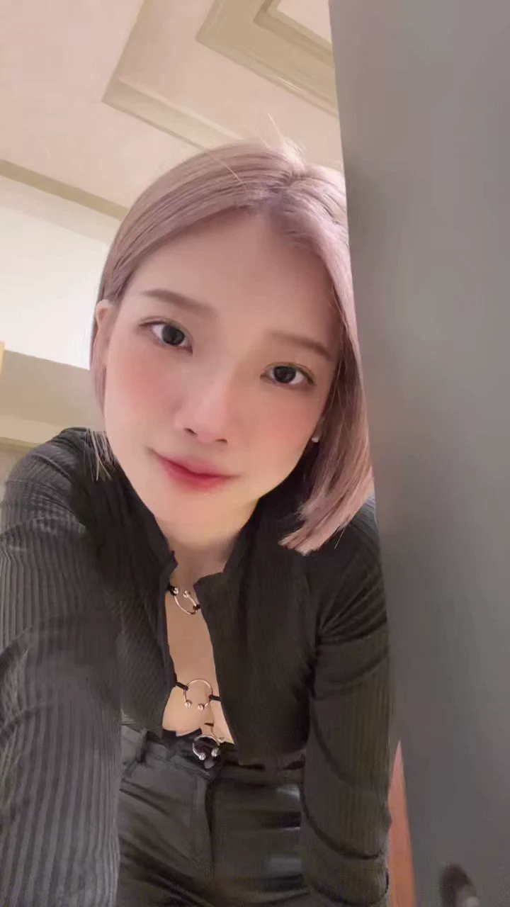 可以在電視後面偷偷來嗎 #你的姨 #美麗壞女人 #有股學不來的勁叫感覺 https://t.co/m95h3EB0xz