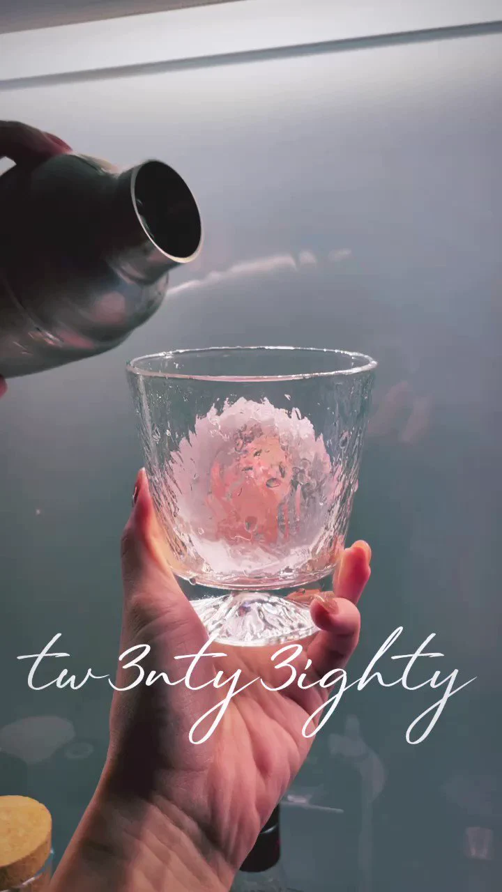 whiskey sour after sex@sultrymenu69_ https://t.co/DUMVyKAKhB