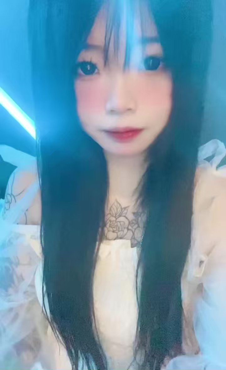 精神亲妈陪酒上班肯定累死了，脚在鞋子里闷的不行了吧，好想给他们磕头上贡，换来她们在给客人服务的时候帮她们用脸烘干袜子的机会啊。

#精神小妹 #早泄 #atm奴 #女性崇拜 #无脑上供 #自毁 #绿帽 #脚奴 #足控 #素人开发 #冤种 #贱狗 #辱骂 #盯射 #脚奴 #舔狗 #反差 #榨精 #洗脑 #奴下奴 #傻逼 https://t.co/YAgmHnXy4N