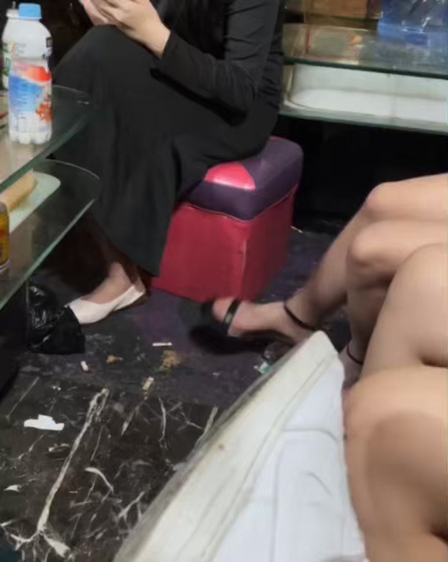 #精神小妹 #早泄 #atm奴 #女性崇拜 #无脑上供 #自毁 #绿帽 #脚奴 #足控 #素人开发 #冤种 #贱狗 #辱骂 #盯射 #舔狗 #反差 #榨精 #洗脑 #奴下奴 #白给 https://t.co/7Kba5eXRP8