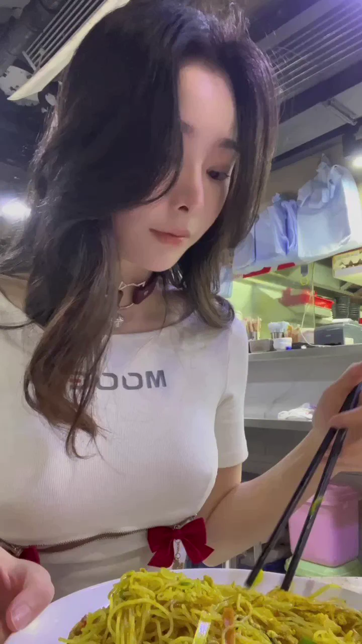 檔期排滿到不能好好吃飯😵‍💫 https://t.co/Pvi17M6M1m