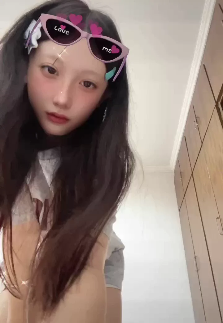 乱看的话，狗眼睛给你挖出来哦~ #atm奴 #贡奴 #绿帽 #上贡 #压榨 #女性崇拜 #女s #榨金 #胁迫 #胁迫奴 #账单奴 #报销奴 #提款机 #吸金 #恋足 #findom https://t.co/srZcgRXJvI
