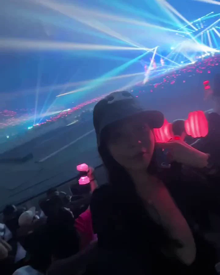 Blackpink 首爾最終場🇰🇷🇰🇷這次加了很多台灣場沒有的新橋段真的好精彩的表演 全程看了超級感動這趟真的是幸運之旅🥹#bp#bp演唱會#blackpink#bpkorea https://t.co/EzOTLZorMI