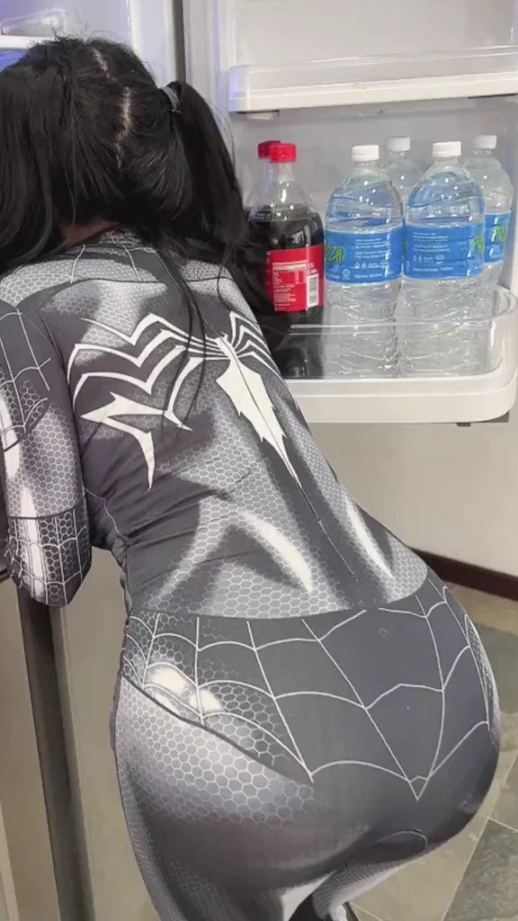 Shake what ??? https://t.co/U74IIXcetN