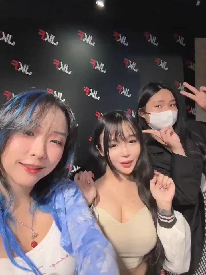 JKF 🔞❤️ https://t.co/DpSTtPdEDQ