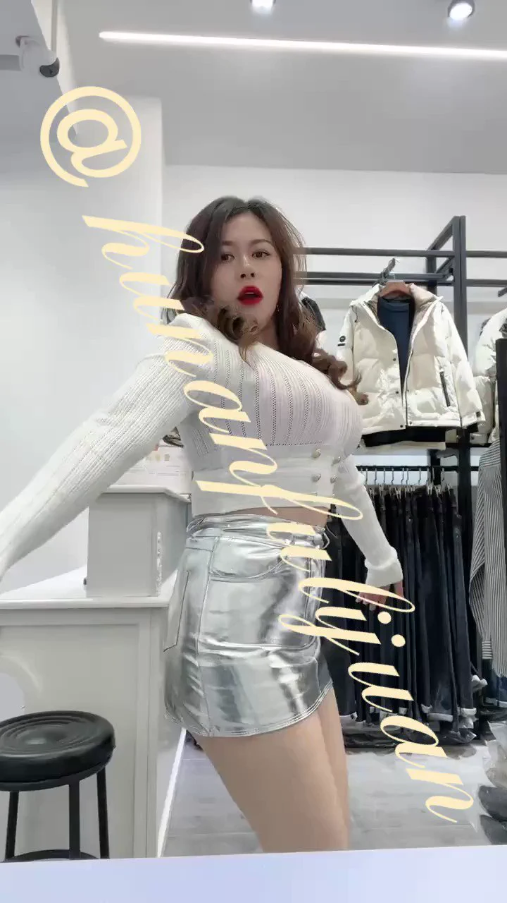 找我买男装有意想不到惊喜 #付丽娟 #巨乳 #肥臀 https://t.co/mdC55oS6RV