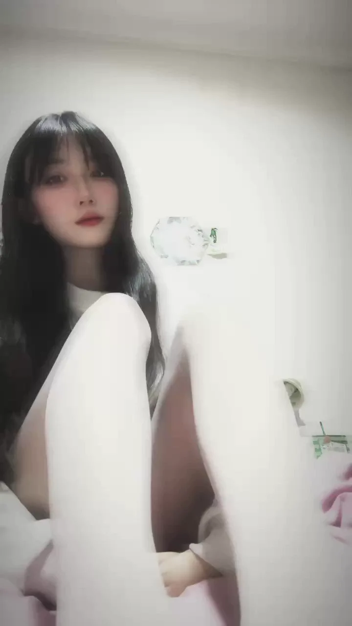 白丝专门用来清空你们这些傻逼的脑子的，看一眼白丝脑子都空了吧hh#ATM奴 #恋足 #人型提款机 #网调 #女s #羞辱 #女性崇拜 #女尊男卑 #报销奴 #绿帽奴 #洗脑 #贞操锁 #榨金 #爆耍 https://t.co/7MDOmsAUkv