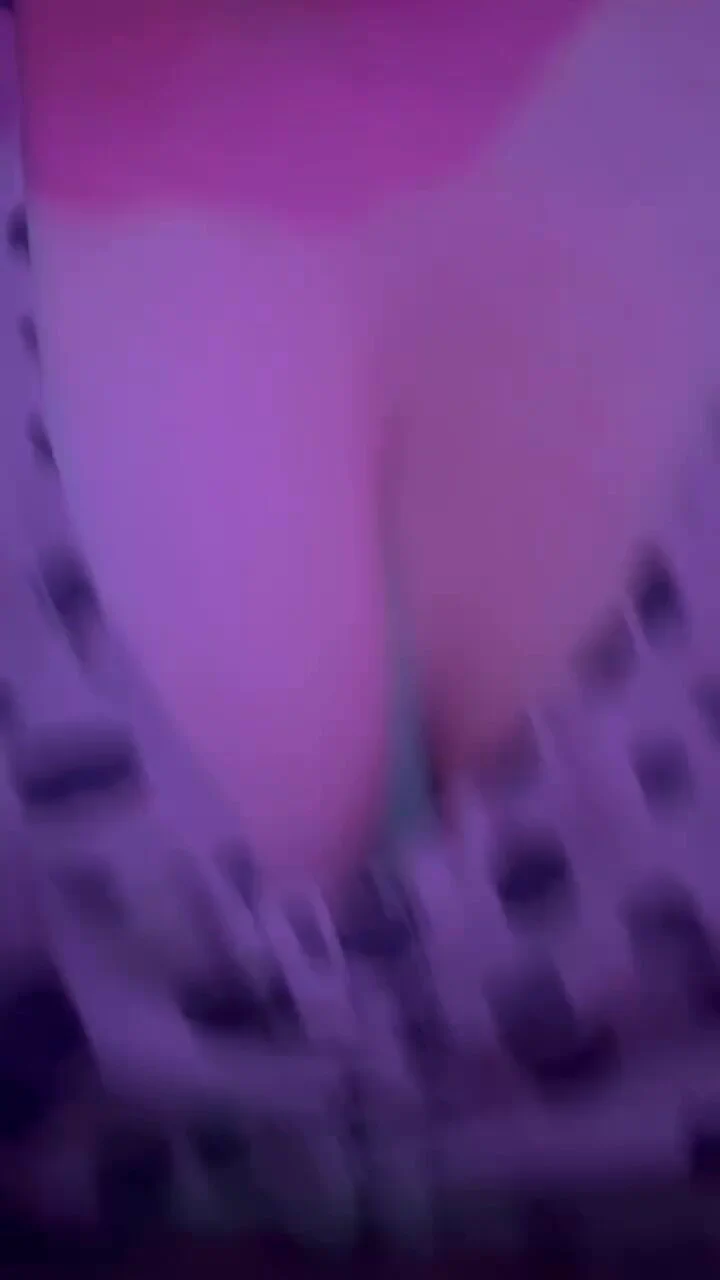 喝醉真的好快樂🥹💜 https://t.co/DkIGDpiXLI