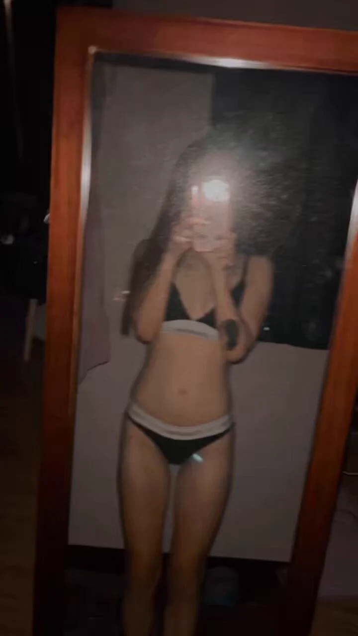 我想知道有人也喜歡掐著脖子幹嗎？？🤣我是蠻喜歡被掐著幹的😝#m #ck超人想要飛 #苗栗 #天冷注意保暖 https://t.co/SPAzvA4Zzl