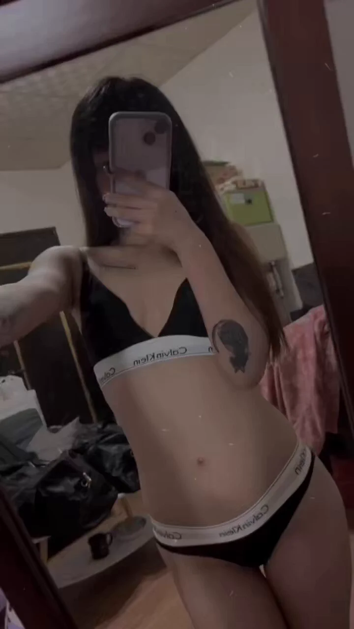 不要整天說愛我 真的沒有一個好東西耖你媽的逼逼🤪🤪🤪不爽來嗆我啊幹 https://t.co/2aDkHtHgDN