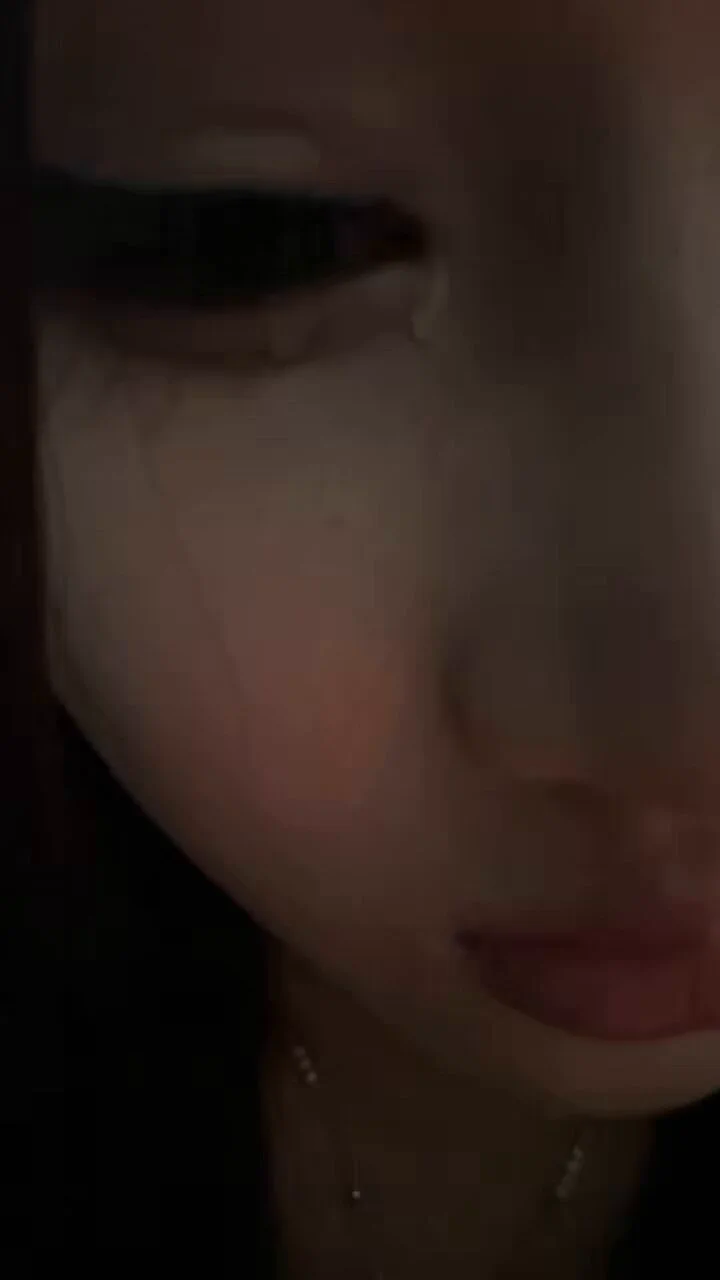 猫 落泪 https://t.co/bhyP6w373J