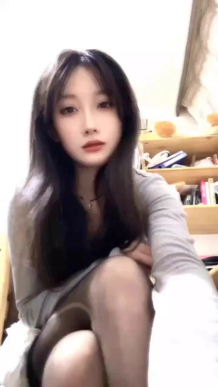 一眼给你这个贱狗盯的丧志#ATM奴 #恋足 #人型提款机 #网调 #女s #羞辱 #女性崇拜 #女尊男卑 #报销奴 #绿帽奴 #洗脑 #贞操锁 #榨金 #爆耍 https://t.co/mIHjSBSClJ