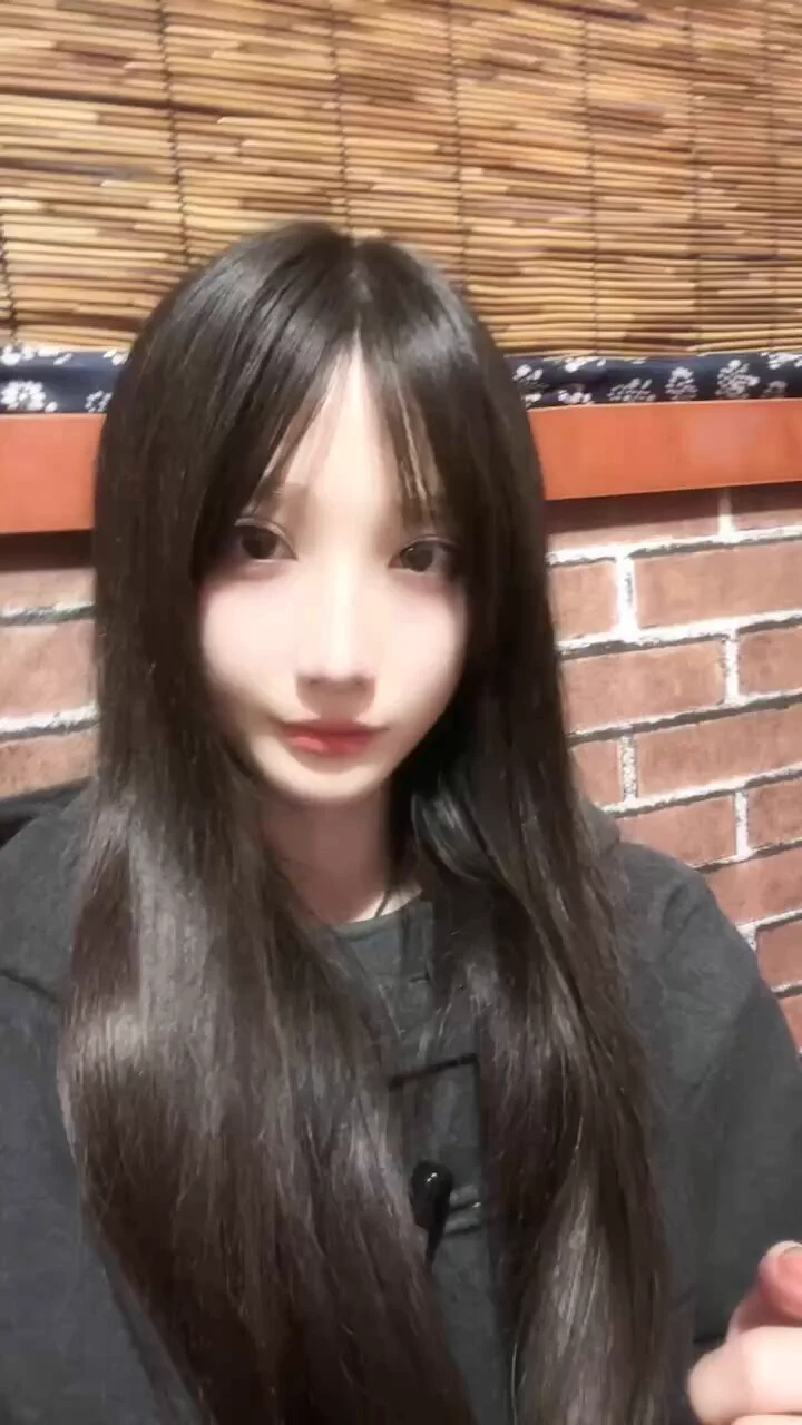 吃一顿饭的账单你们这些贱狗抢着给女神报销，花一笔钱，赚7.8笔，真是傻逼~#ATM奴 #恋足 #人型提款机 #网调 #女s #羞辱 #女性崇拜 #女尊男卑 #报销奴 #绿帽奴 #洗脑 #贞操锁 #榨金 #爆耍 https://t.co/ucy12mcSbX
