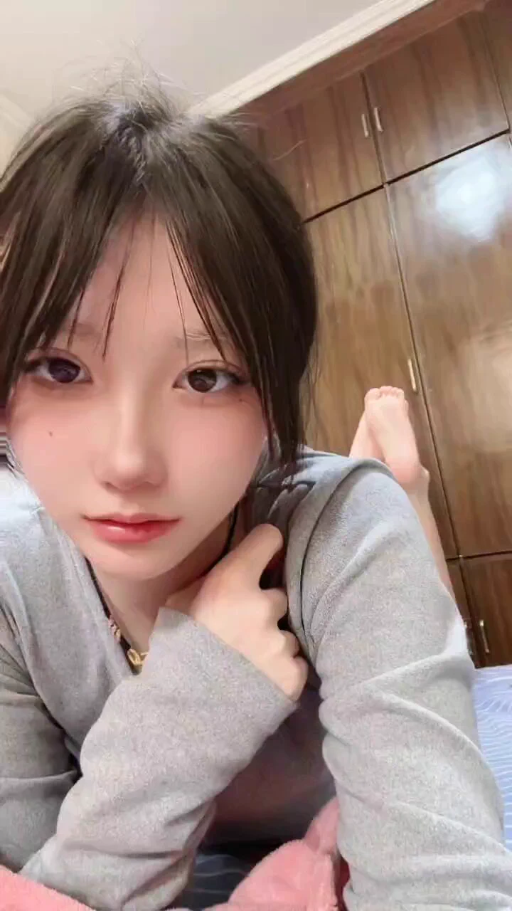 专挑傻逼杀，不傻别来 #atm奴 #贡奴 #绿帽 #上贡 #压榨 #女性崇拜 #女s #榨金 #胁迫 #胁迫奴 #账单奴 #报销奴 #提款机 #吸金 #恋足 #findom https://t.co/tg6CTEGohd