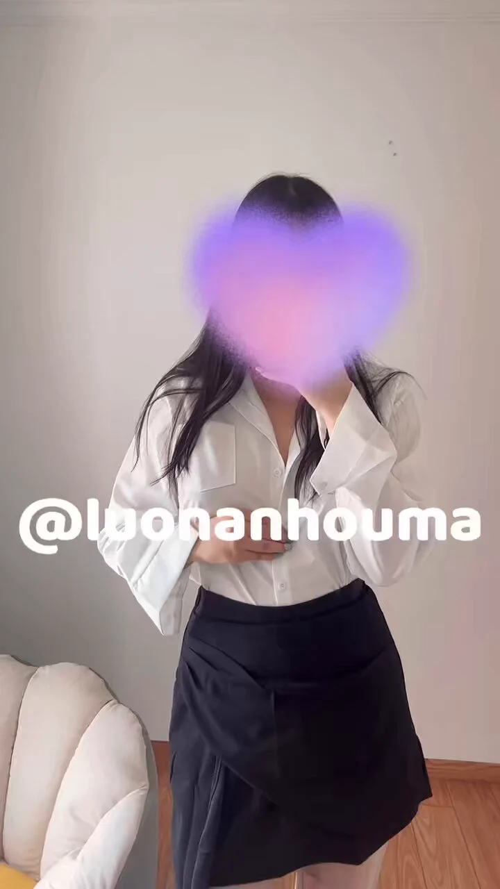 有老板需要秘书的吗😳 https://t.co/eZn77hV2Rz