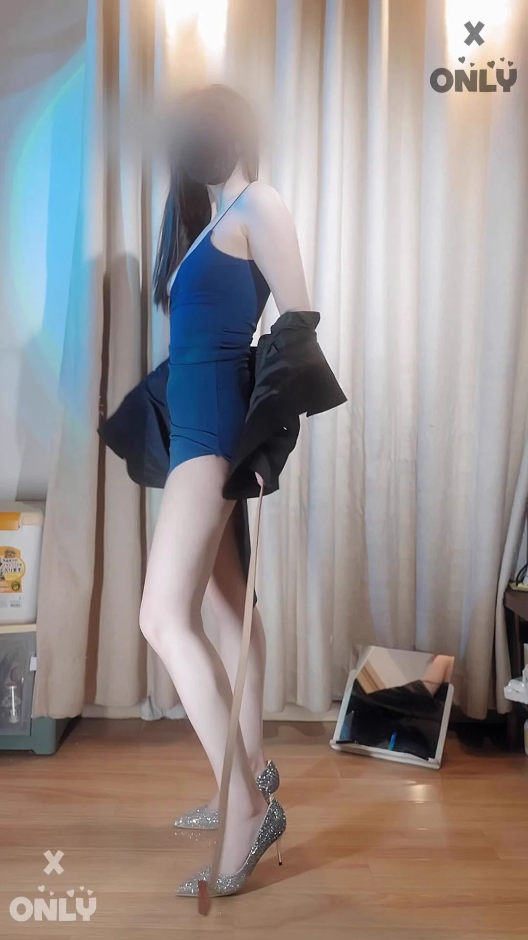 这周是拽姐 👠感觉至上🫦想挨打的排队🤭#皮带舞 https://t.co/ZQIBiyjzJw