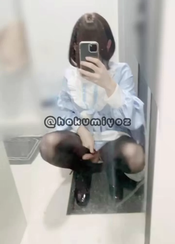 Me in the Mirror💦 https://t.co/pjBzNLIFNj