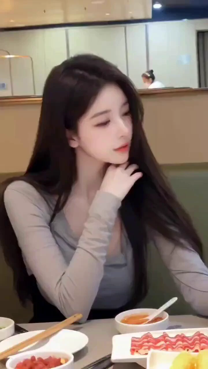 晚上吃火锅，有点任性哦 https://t.co/Vir0X2Y61V
