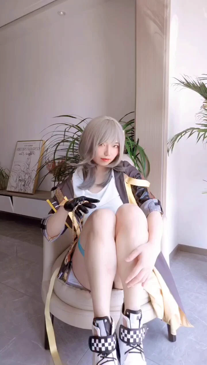想把这两坨肉疙瘩炫了 https://t.co/uIlowwzZhs