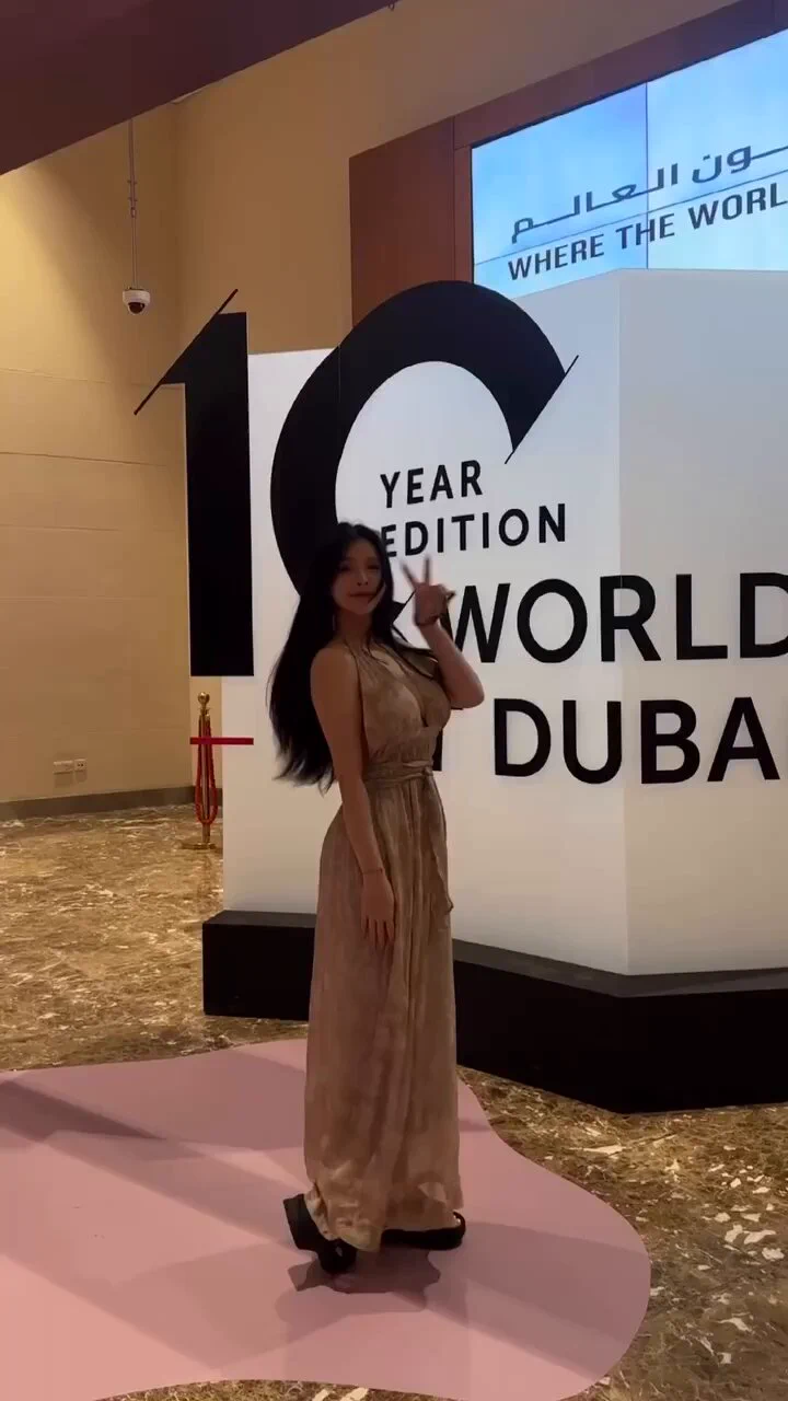 迪拜藝術展 World Art Dubai 這裡的藝術品價格跟台灣差好多OMG台灣根本盤子價😂 #藝術#香菱#WAD https://t.co/NWEA9vjowc